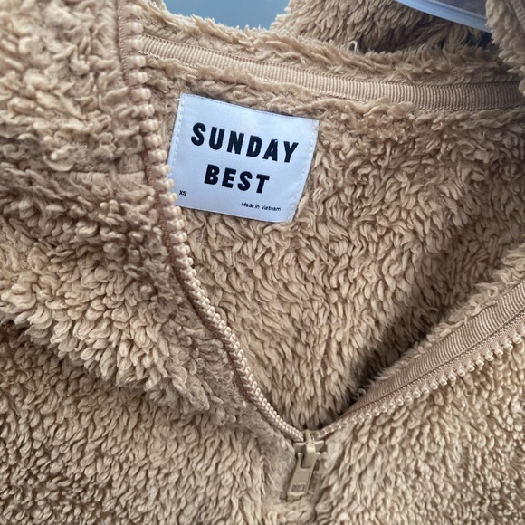 Sunday Best ARITZIA Teddy Jacket - Picture 5 of 6